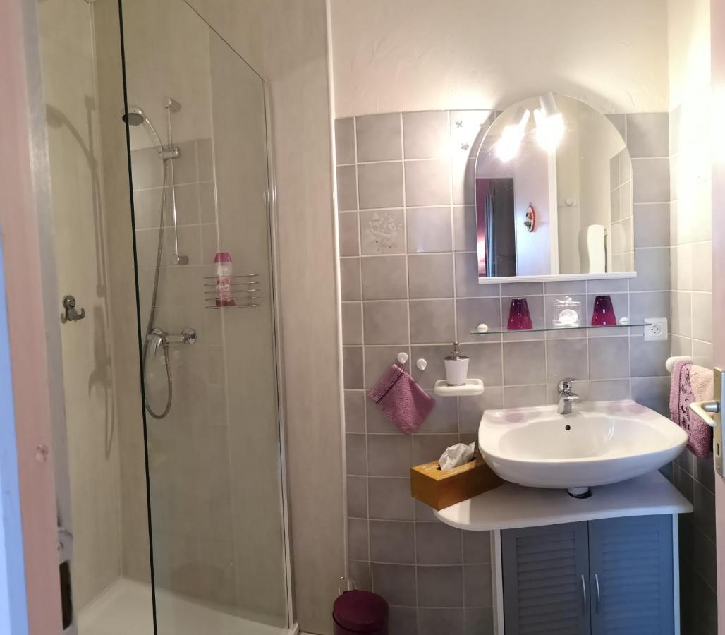 Le Vieux Sechoir Bed & Breakfast Miers Eksteriør bilde